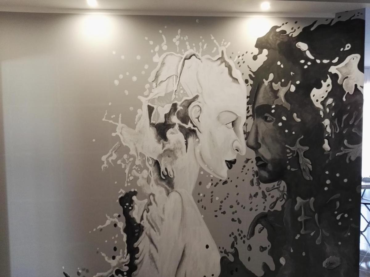 B&B Black-And-White กัลลีโปลี ภายนอก รูปภาพ